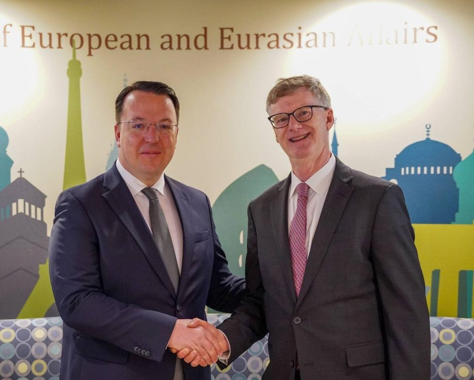 НИКОЛОСКИ ВО ВАШИНГТОН: Стратешкото партнерство со САД ја гарантираат стабилноста и економскиот просперитет на Македoнија