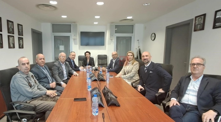 САВЕСКИ СЕДНА ВО ОБВИНИТЕЛСКАТА ФОТЕЛЈА: Веднаш по свечената заклетва ја презеде функцијата државен јавен обвинител