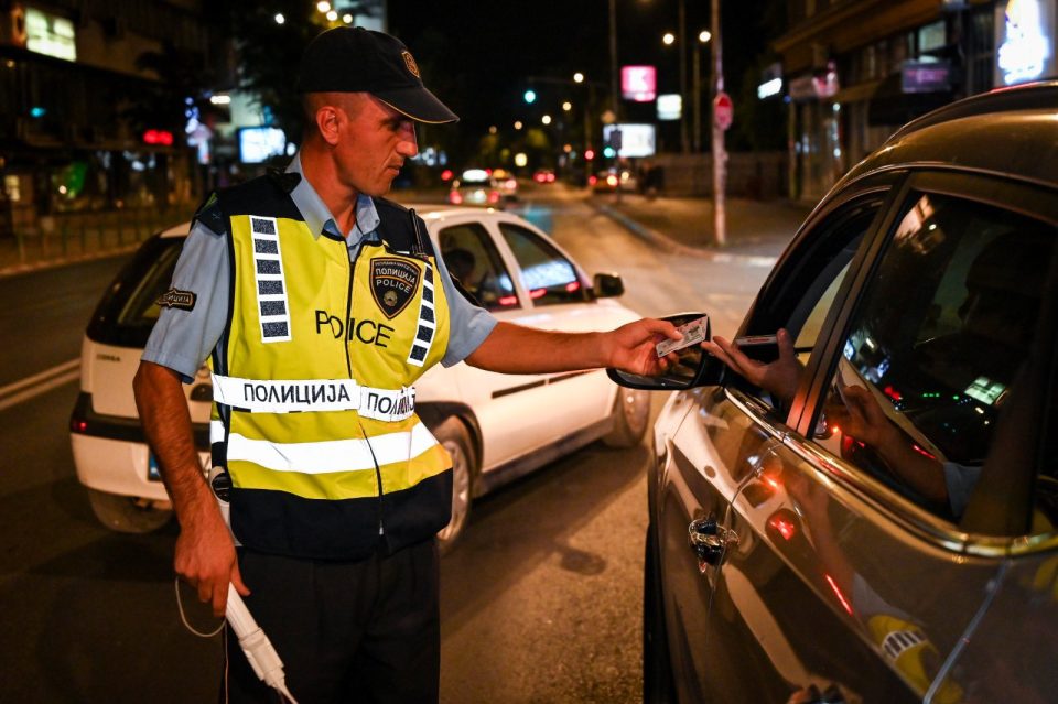 ЗАКОНСКИ ИЗМЕНИ: Забраната за управување моторно возило ќе се активира со СМС и е-маил, без впишување во возачката дозвола