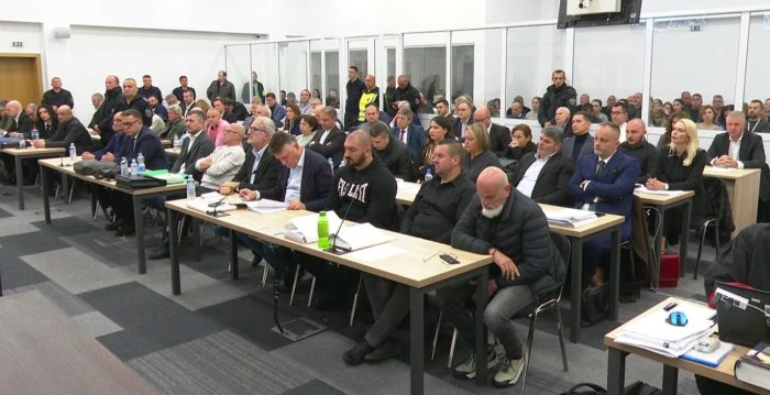 ИНСПЕКТОР СВЕДОЧЕШЕ ЗА ПОЖАРОТ ВО ПУЛС: Имаше хидрант, ама празен и само два ПП-апарати, а помошната врата беше заклучена