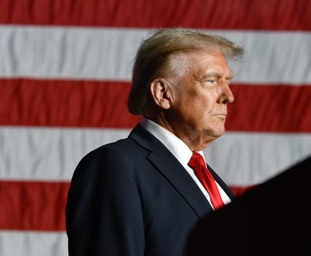 ТРАМП: Нема договор, Иран мора безусловно да се предаде