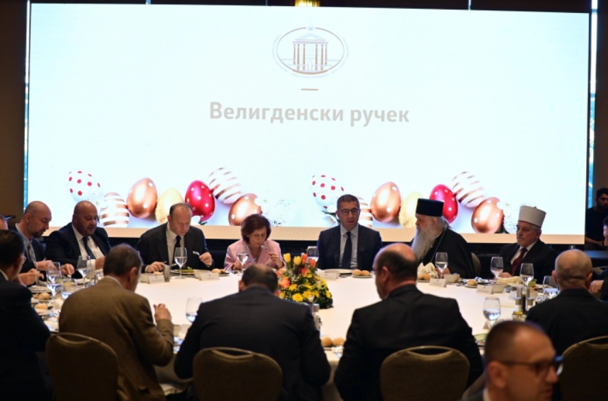 МИЦКОСКИ: Велигден нè потсетува дека токму преку сплотеноста и човечноста можеме да ги надминеме сите предизвици и да изградиме подобра иднина за нашата држава (ФОТО ГАЛЕРИЈА)