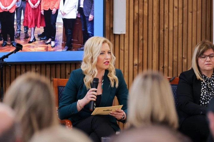 ДИМОВСКА: Отворен парламент и поголема отчетност со новиот национален акциски план за Партнерство за отворена власт