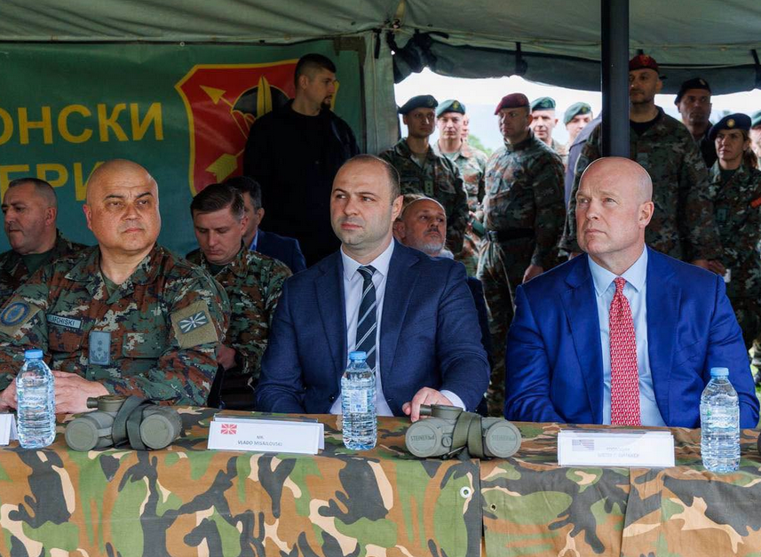 МИСАЈЛОВСКИ: Посветени сме на развојот на Армијата и ја зацврстуваме колективната одбрана