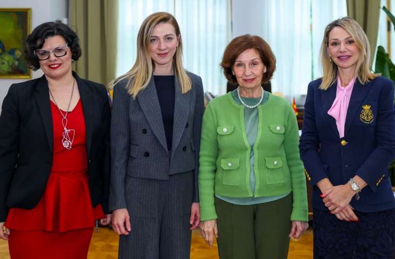 Сиљановска-Давкова прими претставнички на „Македонија 2025“
