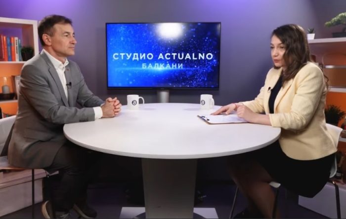 (видео) БУГАРСКИОТ ЕВРОПРАТЕНИК КОВАЧЕВ: Македонците сега може да кажат дека се Македонци, ама Бугари им се бабите и дедовците