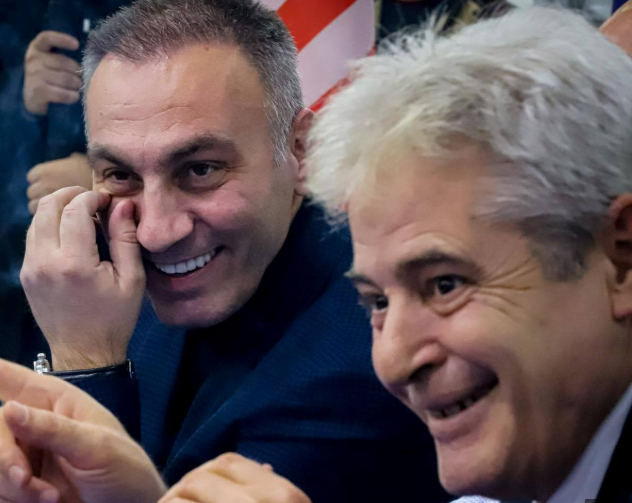 ВРЕДИ: Иронијата е брутална, а вистината едноставна, ДУИ се сопнува од своите траги – коцкарската мапа се црташе кај Артан Груби