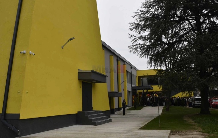 РУИНАТА СТАНА УРЕДЕН ОБЈЕКТ: По 40 години запуштеност, обновен и пуштен во употреба Домот на културата 11 Октомври во Ченто