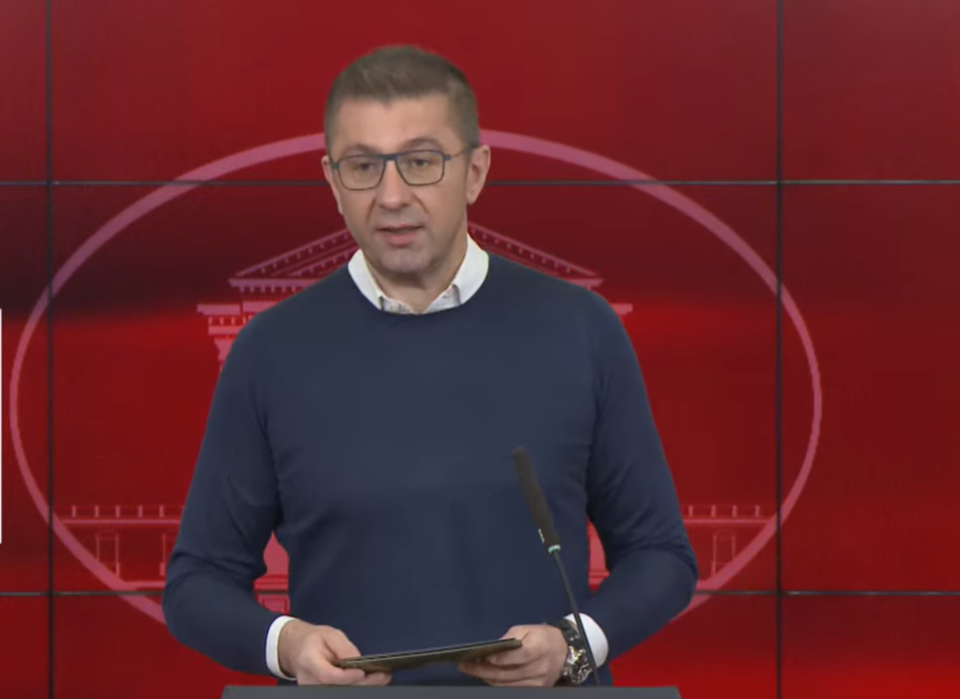 МИЦКОСКИ: Без силна реакција од ЕУ, Бугарија нема да го смени ставот, се лаже секој што верува оти со смена на Уставот ќе се реши проблемот