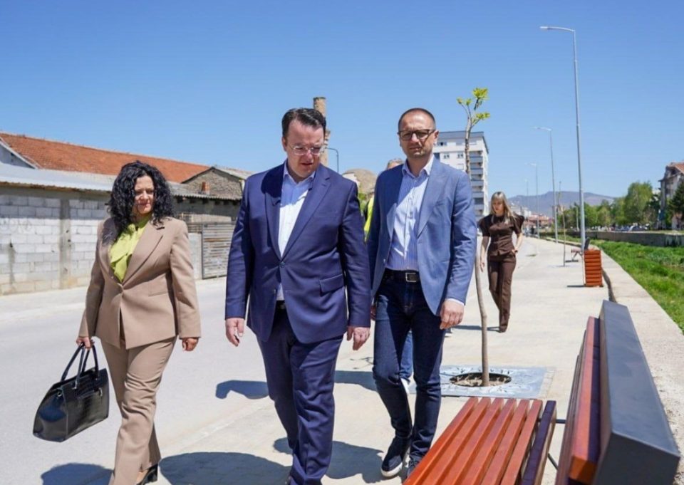 НИКОЛОСКИ: Прилеп ќе добие обиколница која ќе ја финансира Владата, како и други инфраструктурни проекти во општината