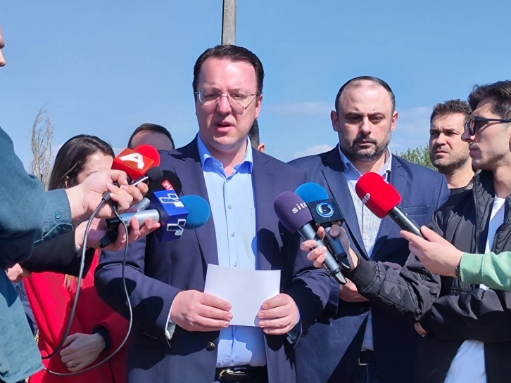 НИКОЛОСКИ: Проектот Градски воз напредува одлично, до јуни ќе биде завршена првата линија, а од 1 септември пуштена во сообраќај