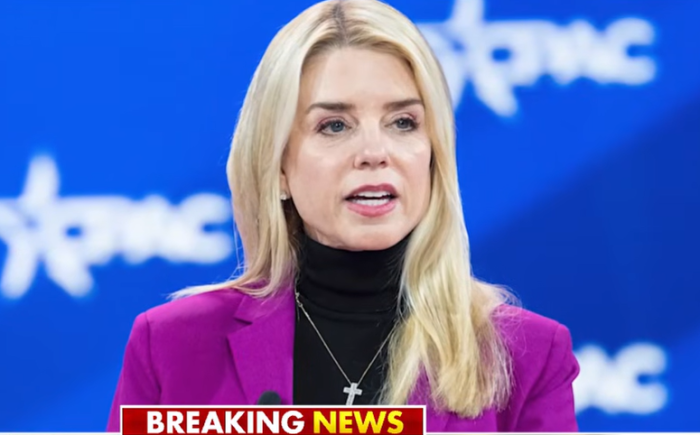 Трамп ја разреши главната обвинителка Пам Бонди