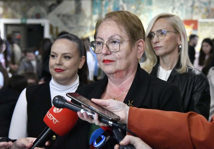 ЈАНЕВСКА: Го чекам извештајот од Филозофскиот факултет за нерегуларностите при упис на втор и трет циклус студии