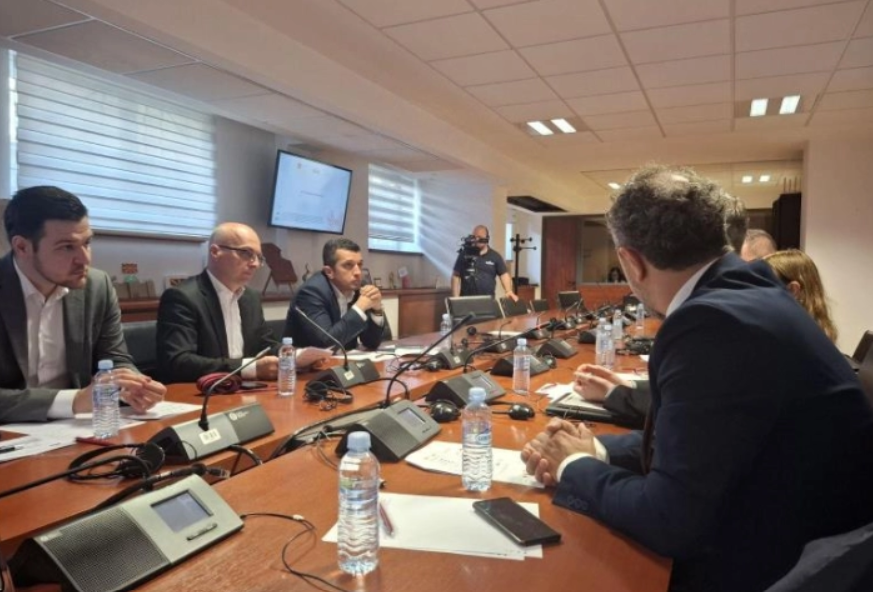 Презентирана анализа за јавното мислење за работата на Собранието