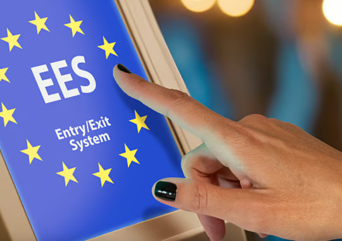 Грција го суспендира EES системот за Србите во текот на летото