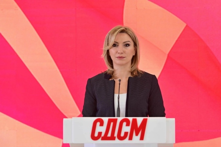 КУЗЕСКА: Лага е дека внесувањето на Бугарите во македонскиот Устав ќе ни го ослабне идентитетот, напротив, ќе ни го зајакне!