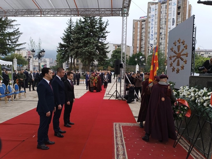 МИЦКОСКИ: Ние, Македонците, многу добро ја разбираме цената на слободата, нашата историја не е историја на покорување, туку на отпор