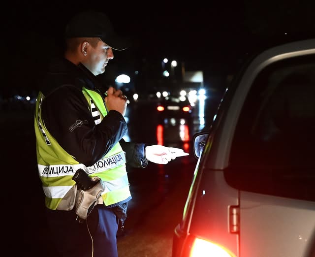 За Први мај приведени 14 возачи – некои возеле пијани, некои без возачка дозвола, а меѓу нив и еден малолетник
