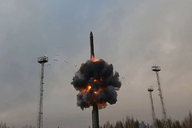 ВОЕНА ВЕЖБА: Русија почна пробни лансирања ракети со нуклеарни боеви глави, на жителите на Камчатка им е забрането да влегуваат во областа