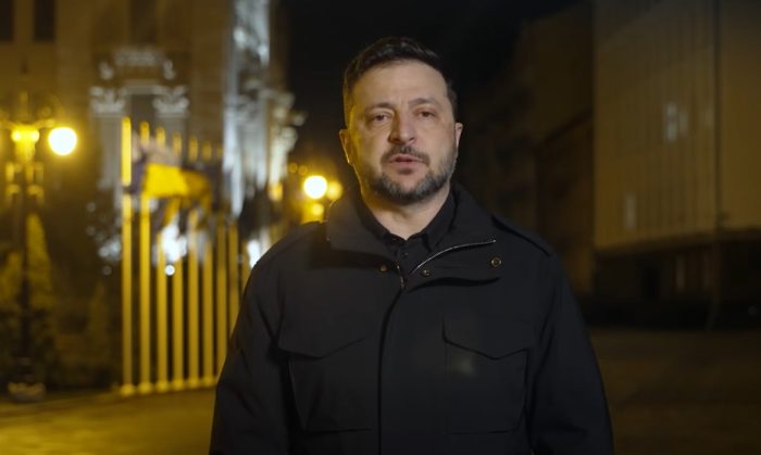 Руските сили го нападнаа родниот град на Зеленски