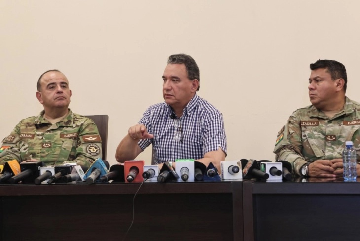 Салинас поднесе оставка, нов министер за одбрана на Боливија е Ернесто Јустинијано