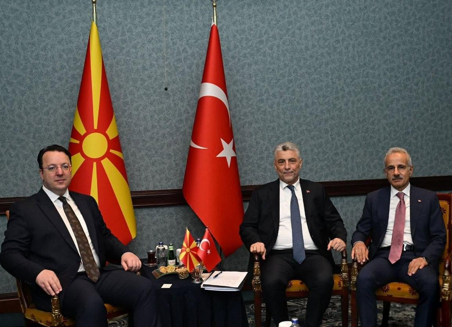 НИКОЛОСКИ: Од 2 јули нова директна линија Анкара- Скопје и карго железничко поврзување меѓу Македонија и Турција