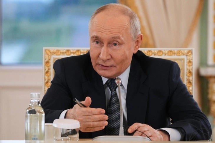 ПУТИН: Бесмислица е дека ќе го нападнеме НАТО, со Џинпинг сме стари пријатели, а притисокот врз Моди е залуден
