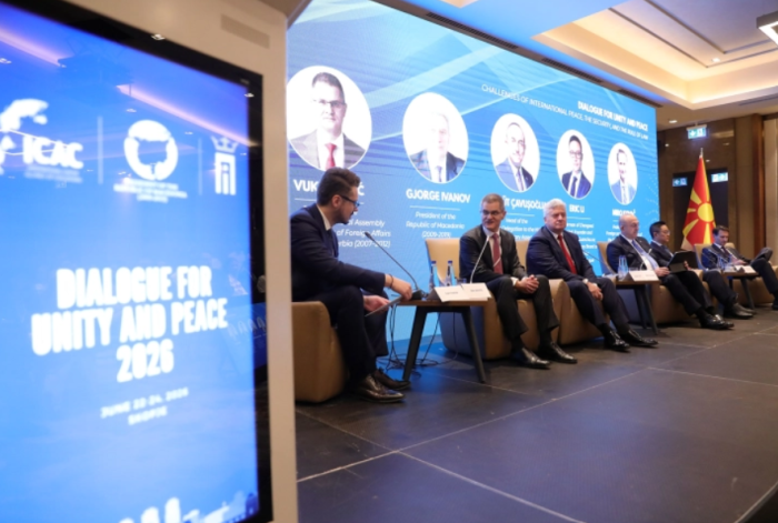 Светот се менува – „не опстојуваат најсилните, туку најприлагодливите“, пораки од конференцијата „Дијалог за единство и мир 2026“