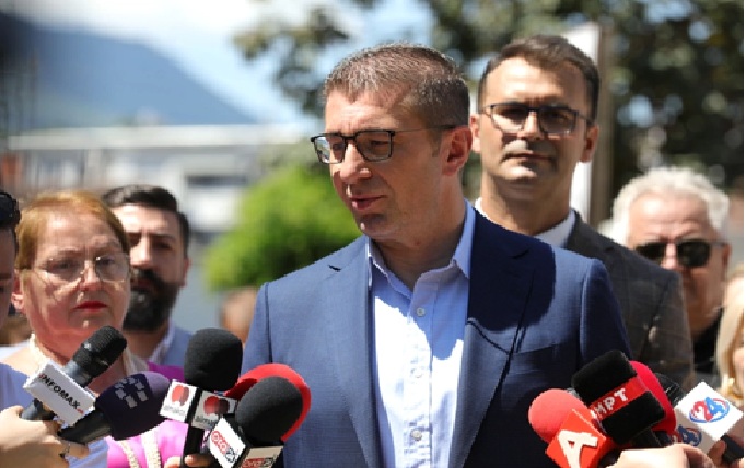 МИЦКОСКИ: Чуда никогаш не сме ветиле затоа што ние не сме чудотворци, секој што ветува чуда лаже пред граѓаните