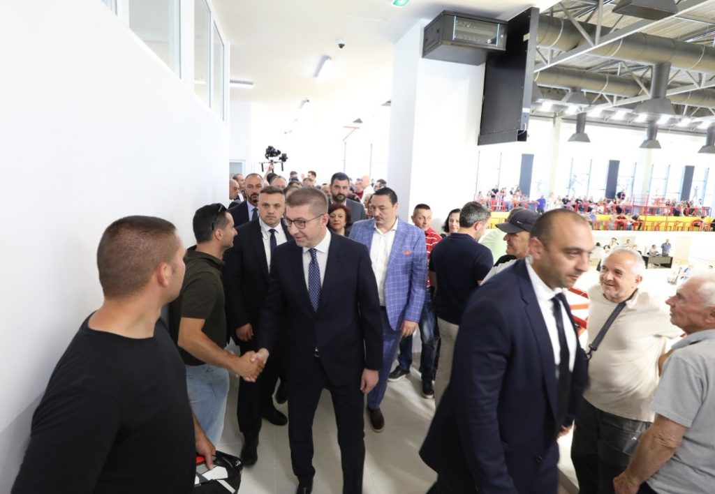 (фото) ОТВОРЕНА САЛАТА РАСАДНИК ВО КИСЕЛА ВОДА: Најсовремен објект за спортување на младите и расадник за идни спортски ѕвезди