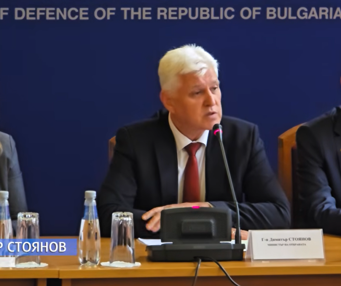 СТОЈАНОВ: Софија повеќе нема да и испорачува оружје на Украина