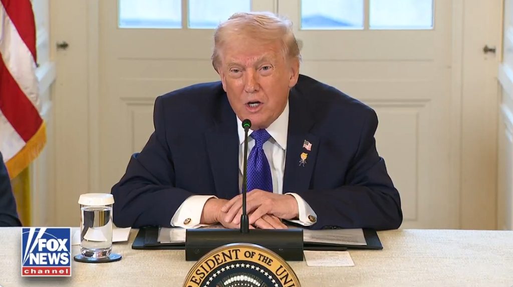ТРАМП ЗА ДОГОВОРОТ СО ИРАН: Оние будали кои мислат дека не сум бил доволно цврст кон Иран, се завидливи, неискрени или глупави