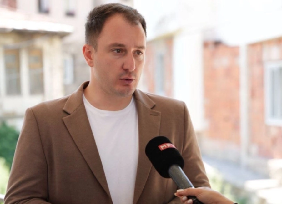 АНДОНОВСКИ: Дијаспората има право да гласа по Устав и по закон, блокадата на измените на Изборниот законик го оневозможува тоа