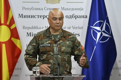 ГЕНЕРАЛ ЛАФЧИСКИ: Тече обуката за пилоти и техничари за воените хеликоптери Леонардо, првите два стигнуваат до крајот на годинава