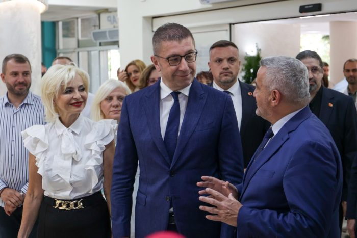 (фото) МИЦКОСКИ ВО БИТОЛА: Рекордни над една милијарда евра годинава за здравството, кое останува клучен приоритет на Владата