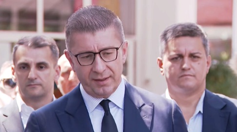 МИЦКОСКИ: Не сум фокусиран на предвремени избори, туку на проекти за доброто на граѓаните, а калкулациите и ги оставам на опозицијата