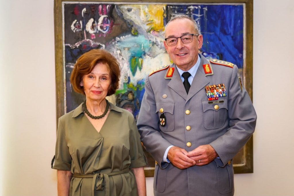 Средба на Сиљановска-Давкова со НГШ на Германија, генерал Карстен Бројер
