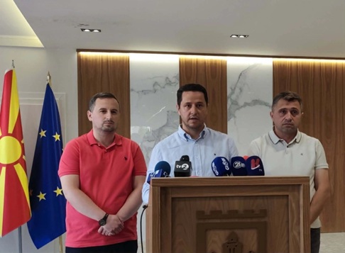 ЛИМАНИ, ГРАДОНАЧАЛНИКОТ НА ГОСТИВАР: Јас не чувствувам одговорност, ЈП Комуналец менаџира со водата, инаку прв ќе дадев оставка