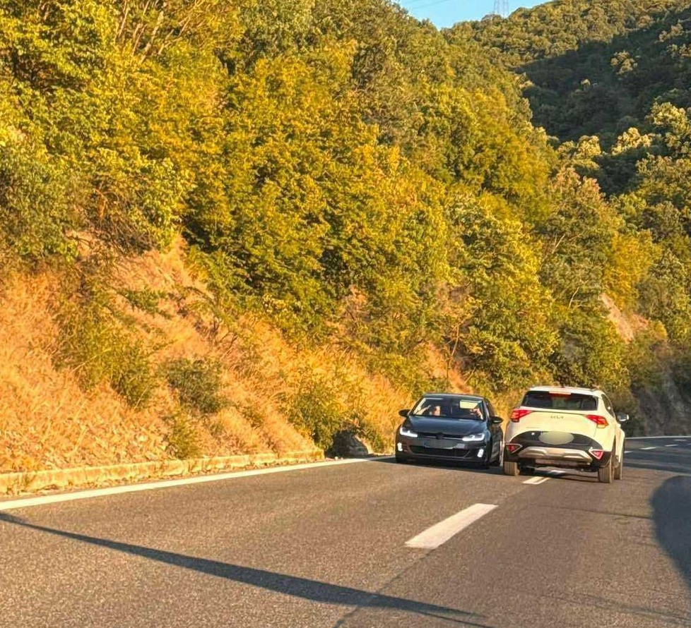 Уапсен возачот што возеше во спротивна насока на автопатот Скопје-Велес, следува кривична пријава