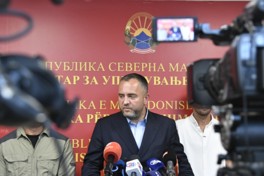 ТОШКОВСКИ: Водата во Гостивар сè уште не е за пиење, испитувањата ќе бидат почести