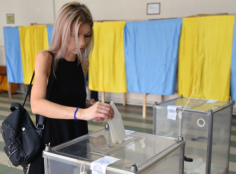 ЕВРОПСКА КОМИСИЈА: Украина сама да одлучи кога ќе одржи избори, ЕУ е подготвена да помогне во организирање на изборниот процес