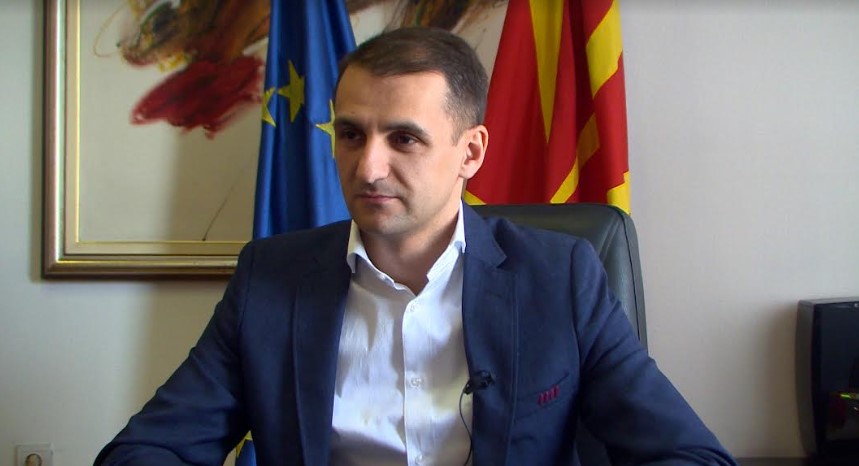 ИНТЕРВЈУ НА ВЕЛКОВСКИ: Младите се важен дел од државата и тие мора да почувствуваат дека иднината им е во Македонија