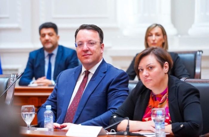 НИКОЛОСКИ: Македонија станува раскрсница на Балканот, почнуваме со реализација на третата секција од железничкиот Коридор 8