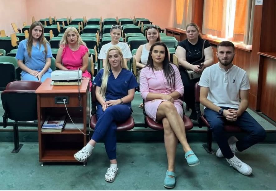 КЛИНИКА ЗА РАДИОТЕРАПИЈА И ОНКОЛОГИЈА: Кадровски зајакнати со вработувања на 5 медицински сестри и 2 фармацевтски техничари