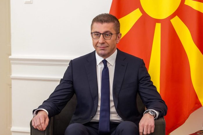 Мицкоски утре во посета на Општина Штип