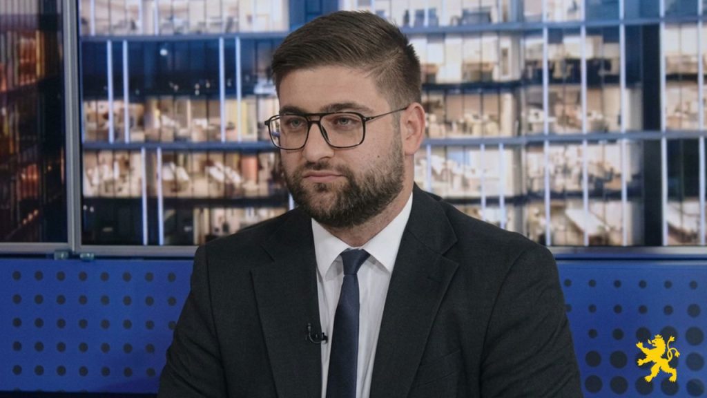 МАНАСИЕВСКИ СО АРГУМЕНТИ ДО КУЗЕСКА: Вие сте предавници, ние имаме јасен став, измена на Устав под бугарски диктат не може