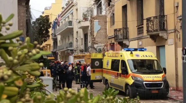 Извлечени шест безживотни тела: Двајца станари и 4 туристи загинаа во експлозија во Атина