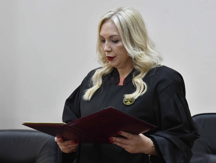ДИМОВСКА ДАДЕ ЗАКЛЕТВА: Судството и покрај тоа што е една од трите власти, не значи дека е на трето место и со бронзен медал