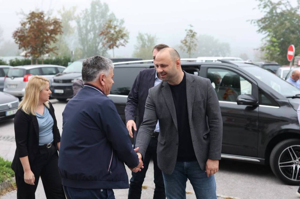 МИСАЈЛОВСКИ ВО СЛОВЕНИЈА: Секоја посета има посебна вредност кога ќе се сретнете со Македонците во дијаспората, како во Крањ