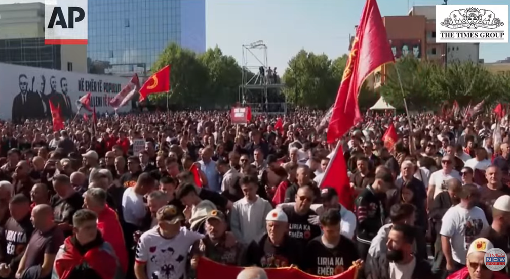 Во Приштина тринаесетта вечер по ред протест против хашката пресуда за поранешните лидери на ОВК